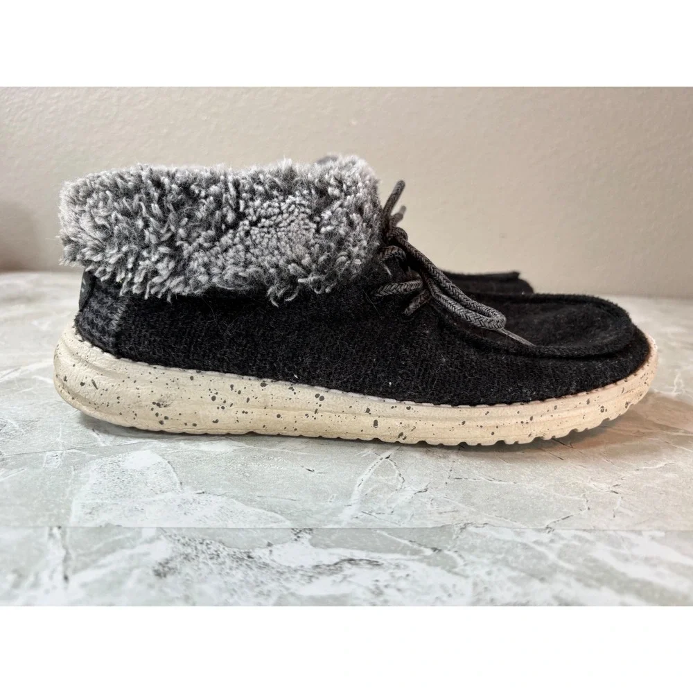 Hey Dude Britt‎ Black Faux Fur Lined Boots Women's Size 7 Comfort Winter Cozy